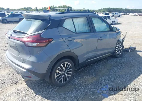 2021 Nissan Kicks Sr Xtronic Cvt z USA, uszkodzony, nr VIN 3N1CP5DV7ML497118
